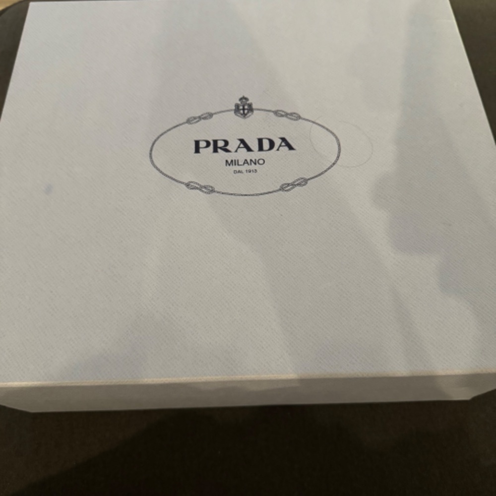 Prada boots - Picture 4 of 8